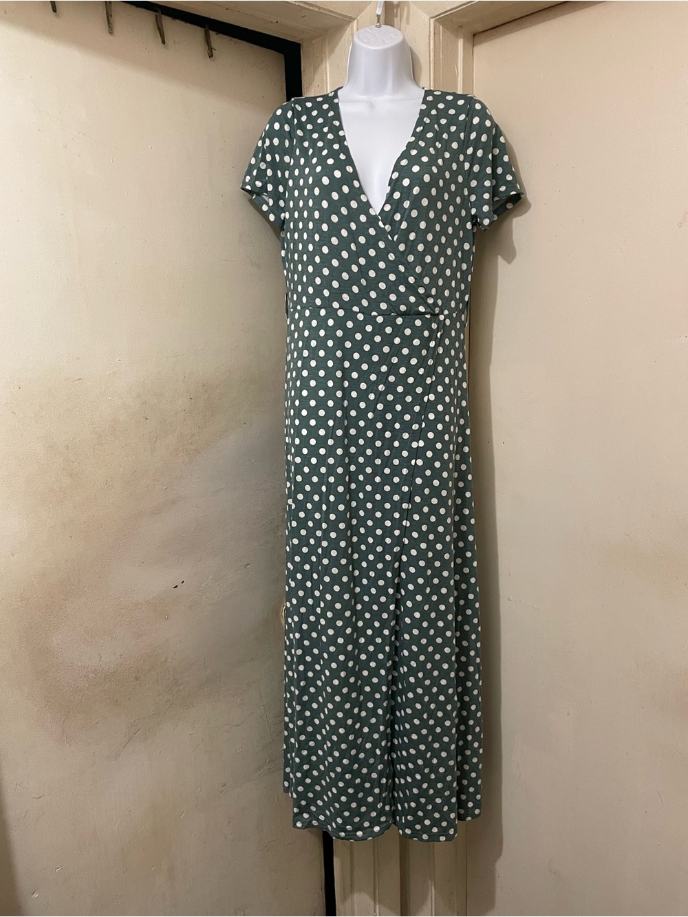 Women’s XL Green & White Polka Dot V-Neck Short Sleeve Maxi Dress